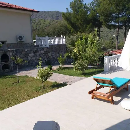 Вилла Luxury With Private Pool Close To Center